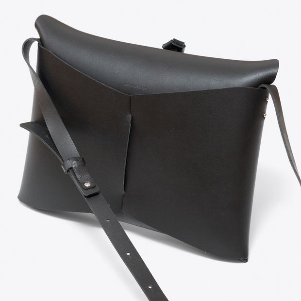 ori shoulder bag S #black - Archi build products | NAO SHIOHARA